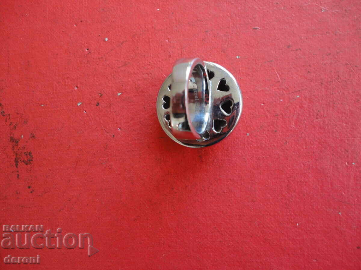 Auction  Ring with stones 3