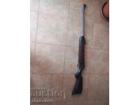 Pistol cu aer comprimat