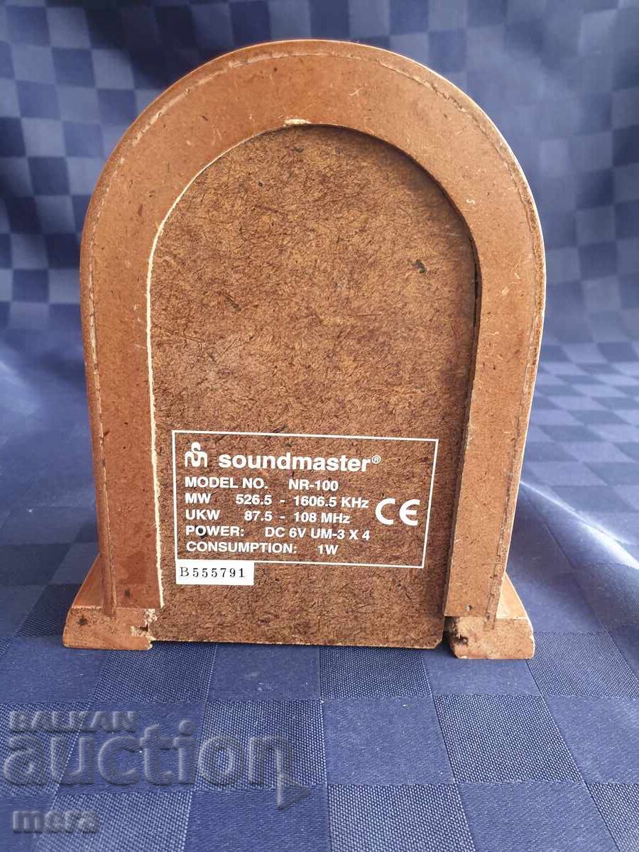 Livrarea Radio de buzunar cu design retro Livrarea Radio de buzunar cu design retro