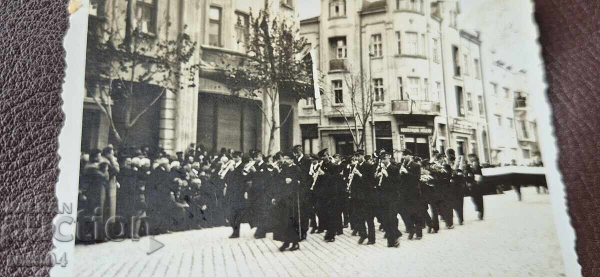 Delivery of SOFIA - PARADE - WW II