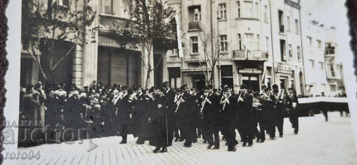 SOFIA - PARADE - WW II - 5