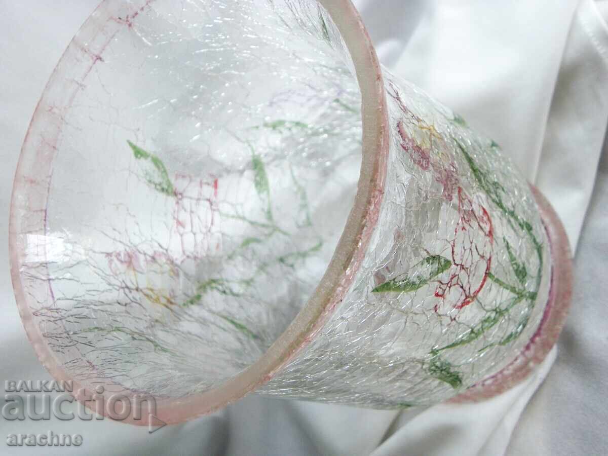Auction  Vase from pink "craquelé" glass, England