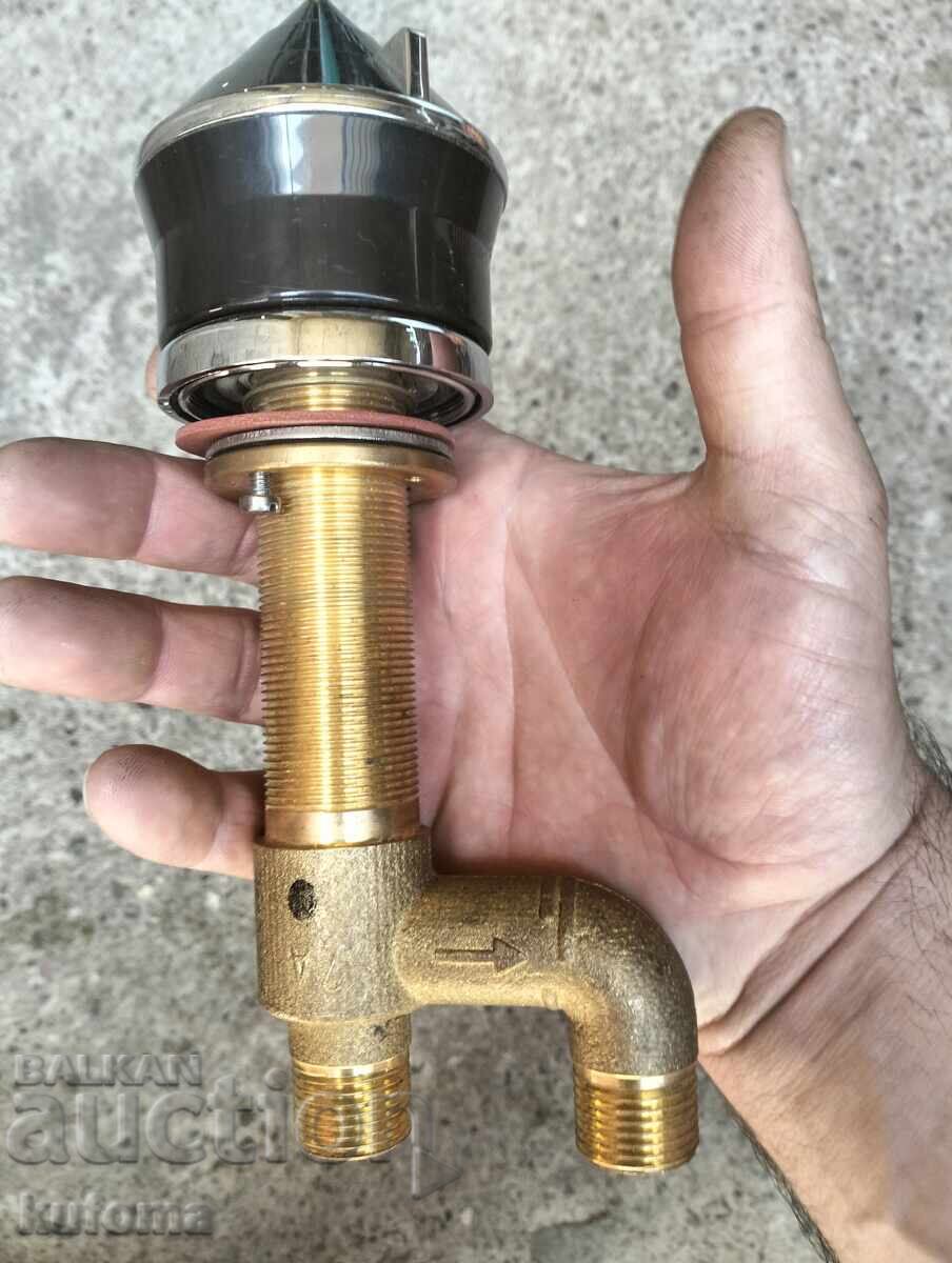 Bathtub or Bathroom Faucet with price 39.99 BGN | € 20.45 Bathtub or Bathroom Faucet with price 39.99 BGN | € 20.45