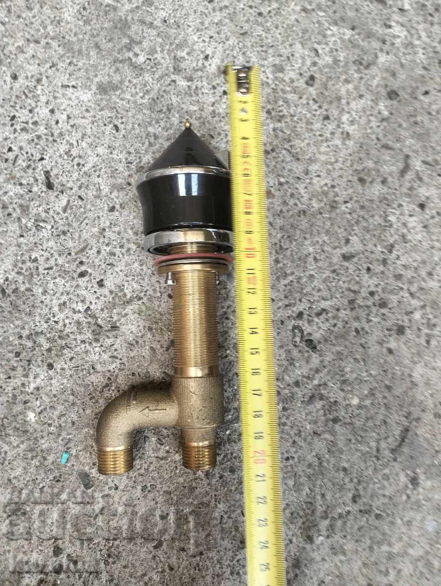 Delivery of Bathtub or Bathroom Faucet Delivery of Bathtub or Bathroom Faucet