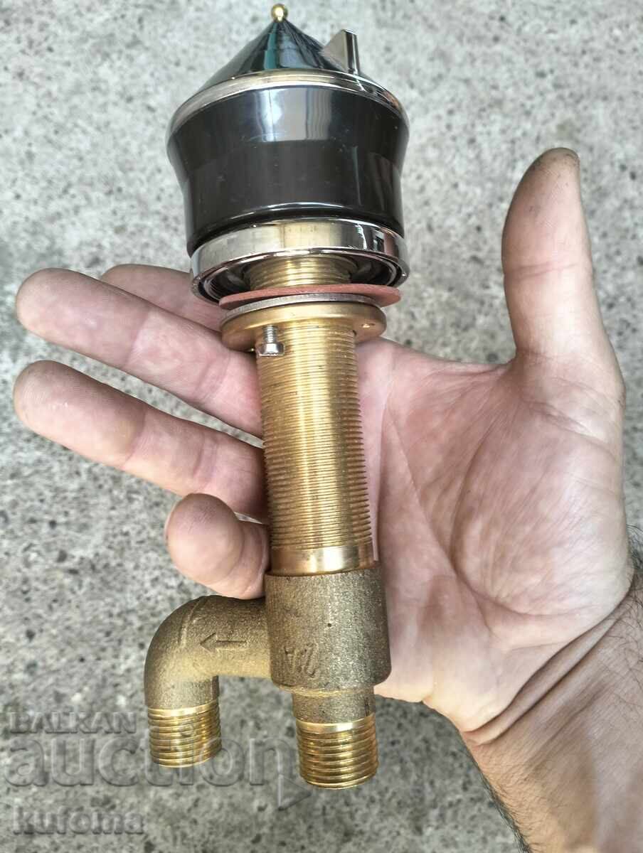 Bathtub or Bathroom Faucet Bathtub or Bathroom Faucet