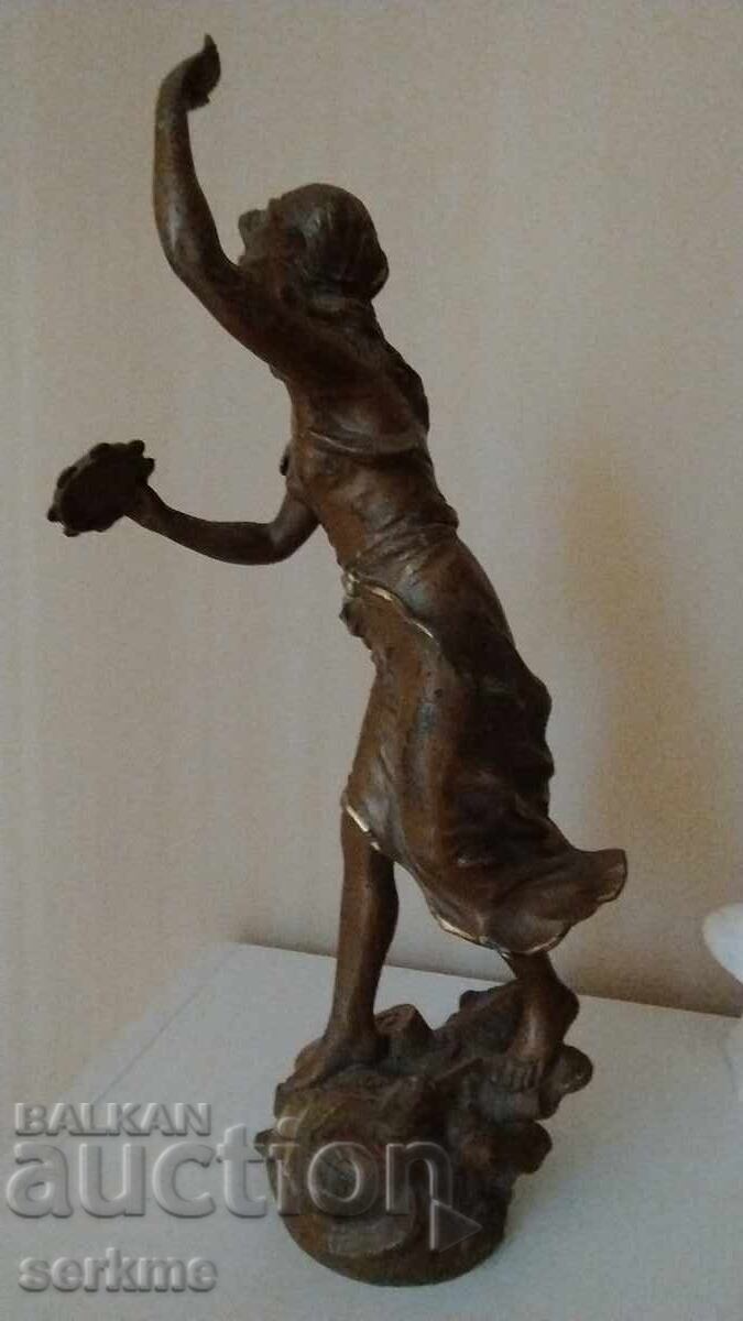 Delivery of Metal figure Delivery of Metal figure