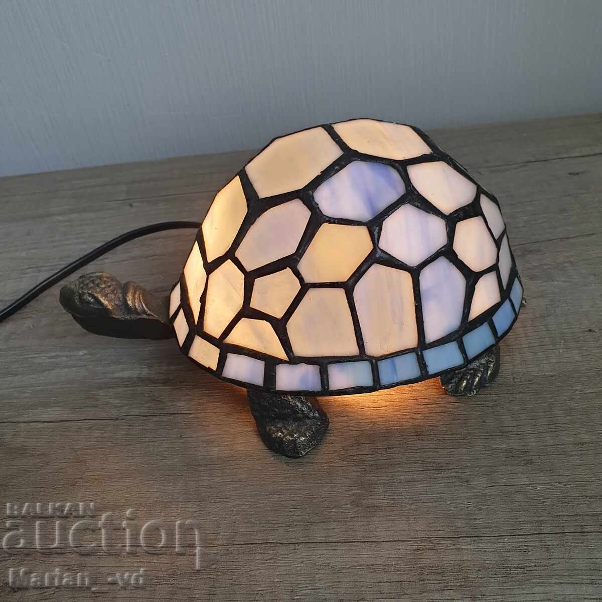 Παράδοση Λάμπα επιτραπέζια - χελώνα κατασκευασμένη σε στυλ Tiffany