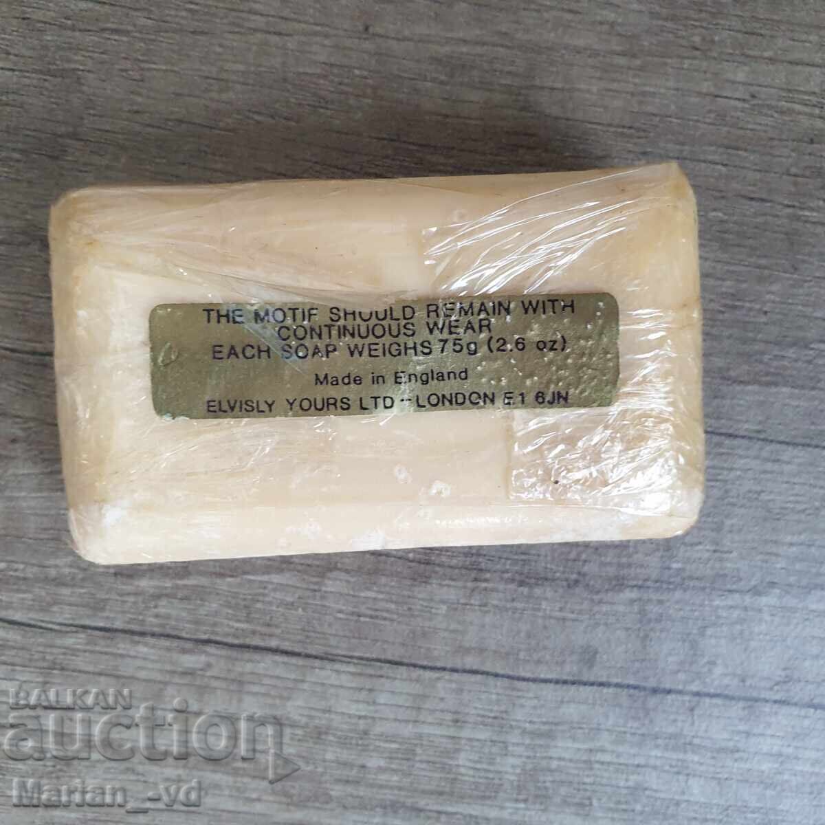 Rare collectible English soap with the likeness of Elvis Presley - 5