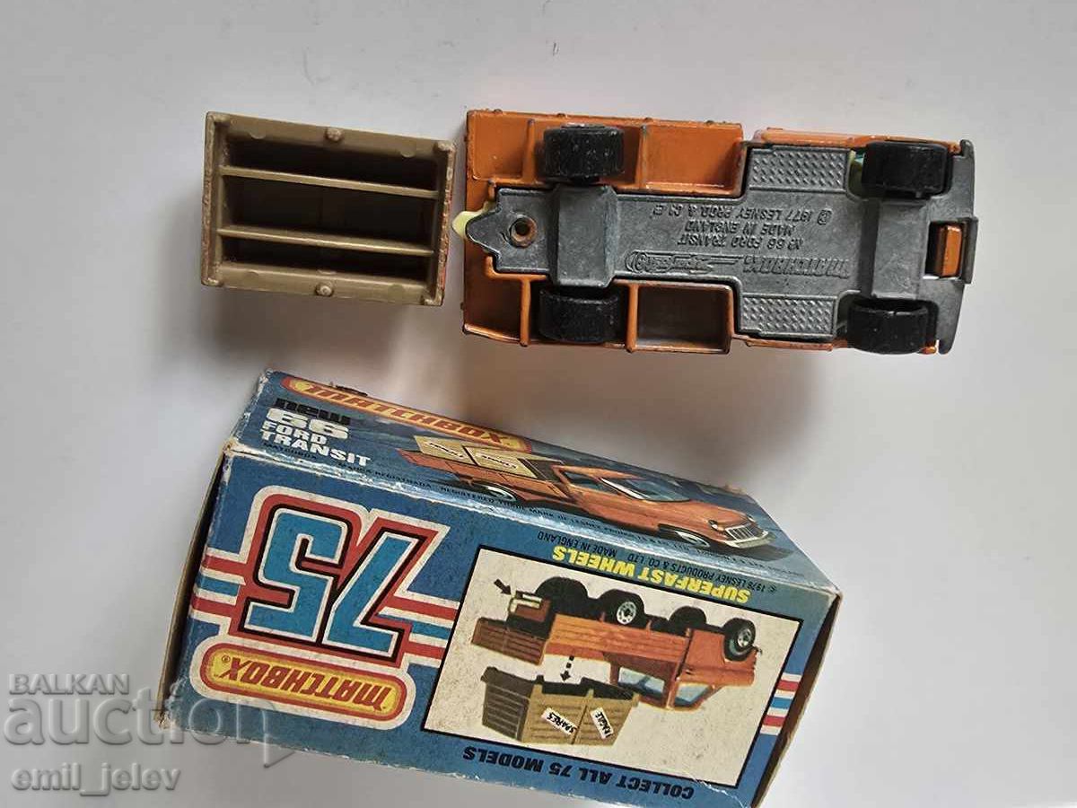 LESNEY MATCHBOX - 66C Ford Transit 1977 original box - 6