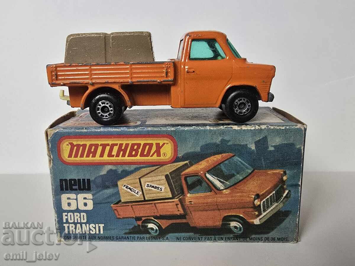 LESNEY MATCHBOX - 66C Ford Transit 1977 original box