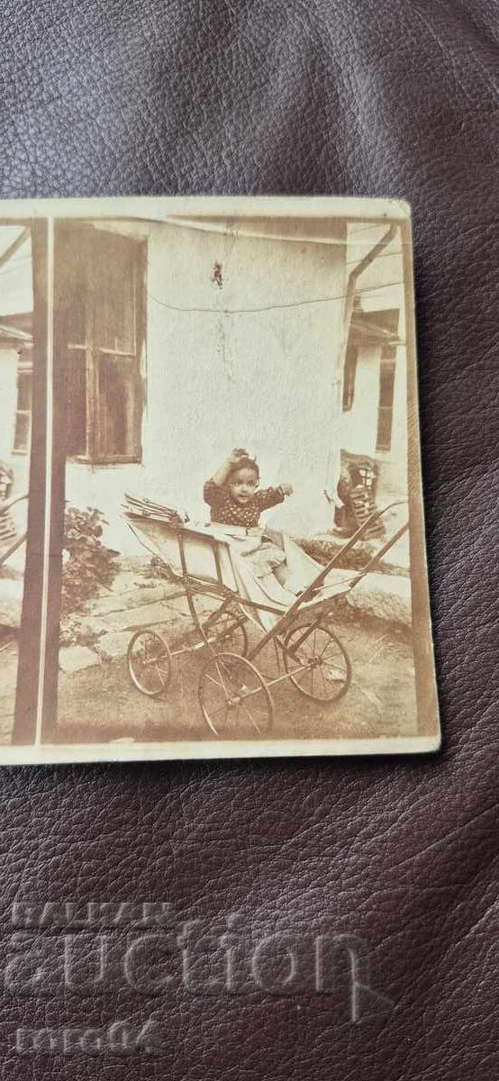 Livrarea SOFIA - VIOLETĂ LA 14 LUNI - 1923 g