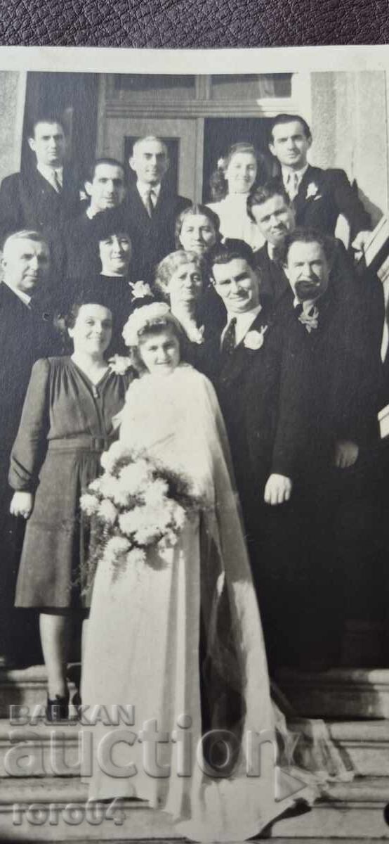 Δημοπρασία ΣΟΦΙΑ - ΦΩΤΟΓΡΑΦΙΚΟ ΣΤΟΥΝΤΙΟ Ατ. ΚΟΛΑΡΟΒŬ