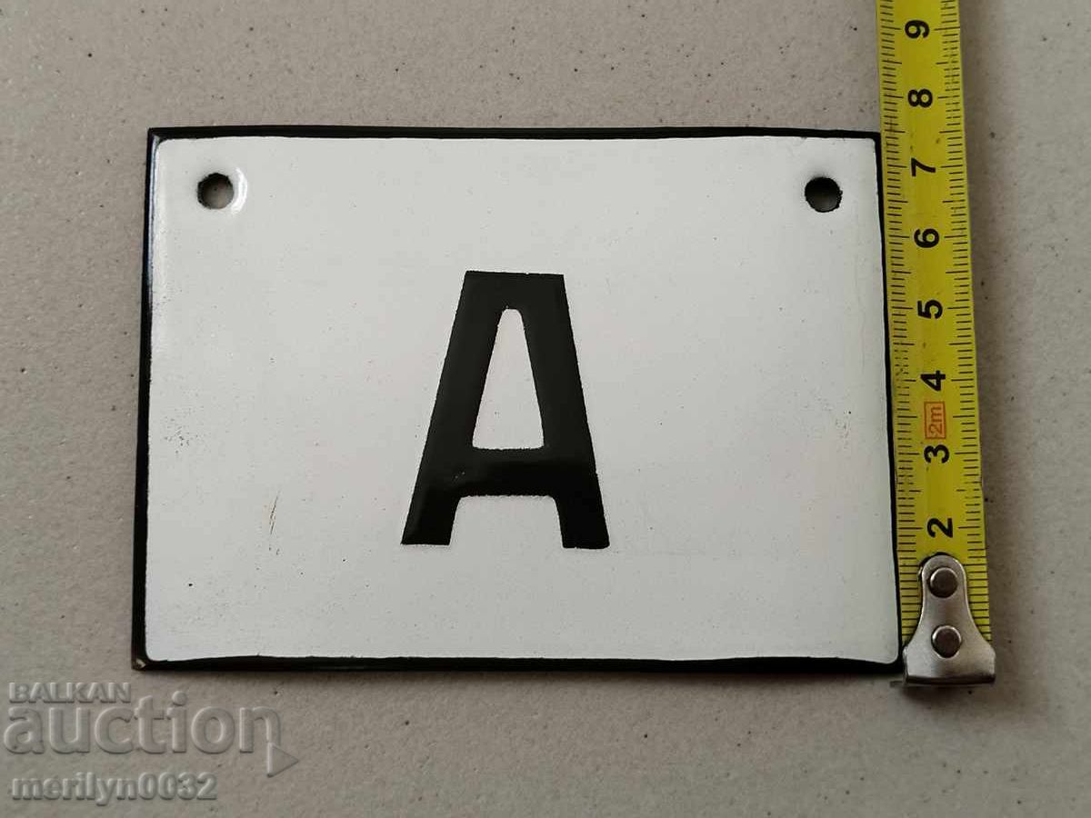 Δημοπρασία Εσμάλτο κοινωνικό πιάτο, πιάτο