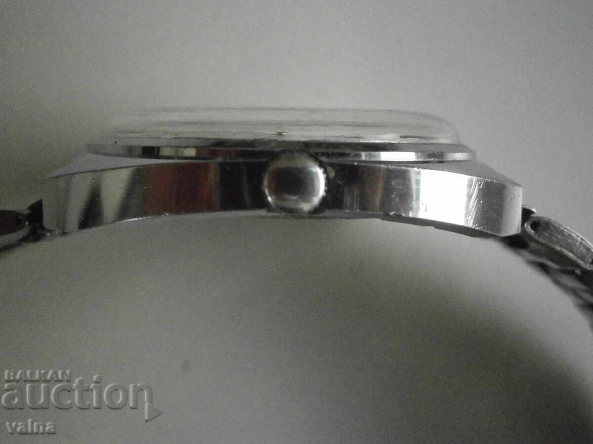 Delivery of Order of the Ministry of Defense of the USSR, 18 rubles. stone, 2234, Komandirskie, case 38mm Delivery of Order of the Ministry of Defense of the USSR, 18 rubles. stone, 2234, Komandirskie, case 38mm