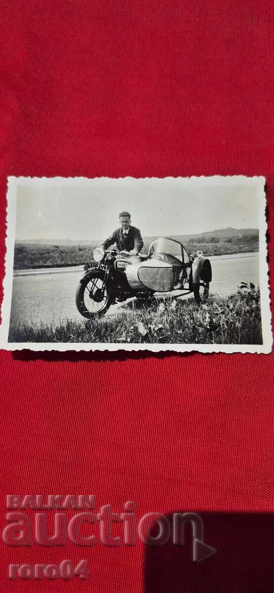 MOTOR CU COȘ - Norton - WW II MOTOR CU COȘ - Norton - WW II