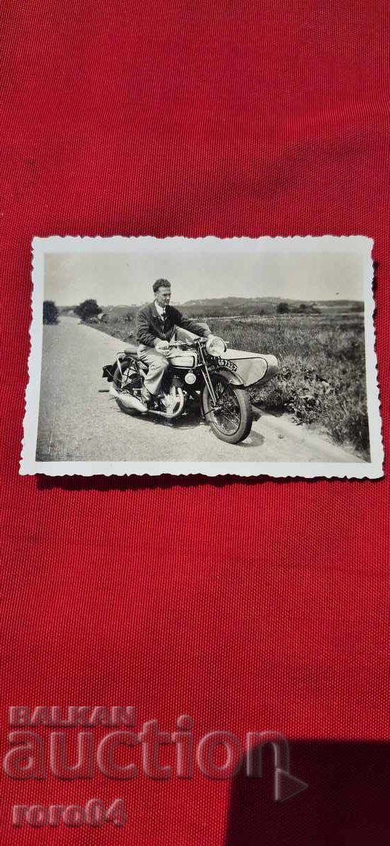 MOTOR CU COȘ - Norton - WW II MOTOR CU COȘ - Norton - WW II