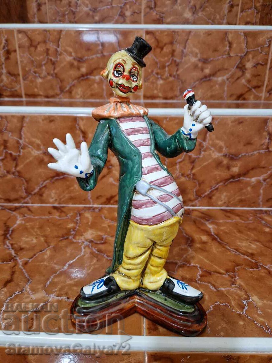 Figurină de porțelan antică spaniolă superbă - Cloun cu preț € 60.33 | 118.00 BGN Figurină de porțelan antică spaniolă superbă - Cloun cu preț € 60.33 | 118.00 BGN
