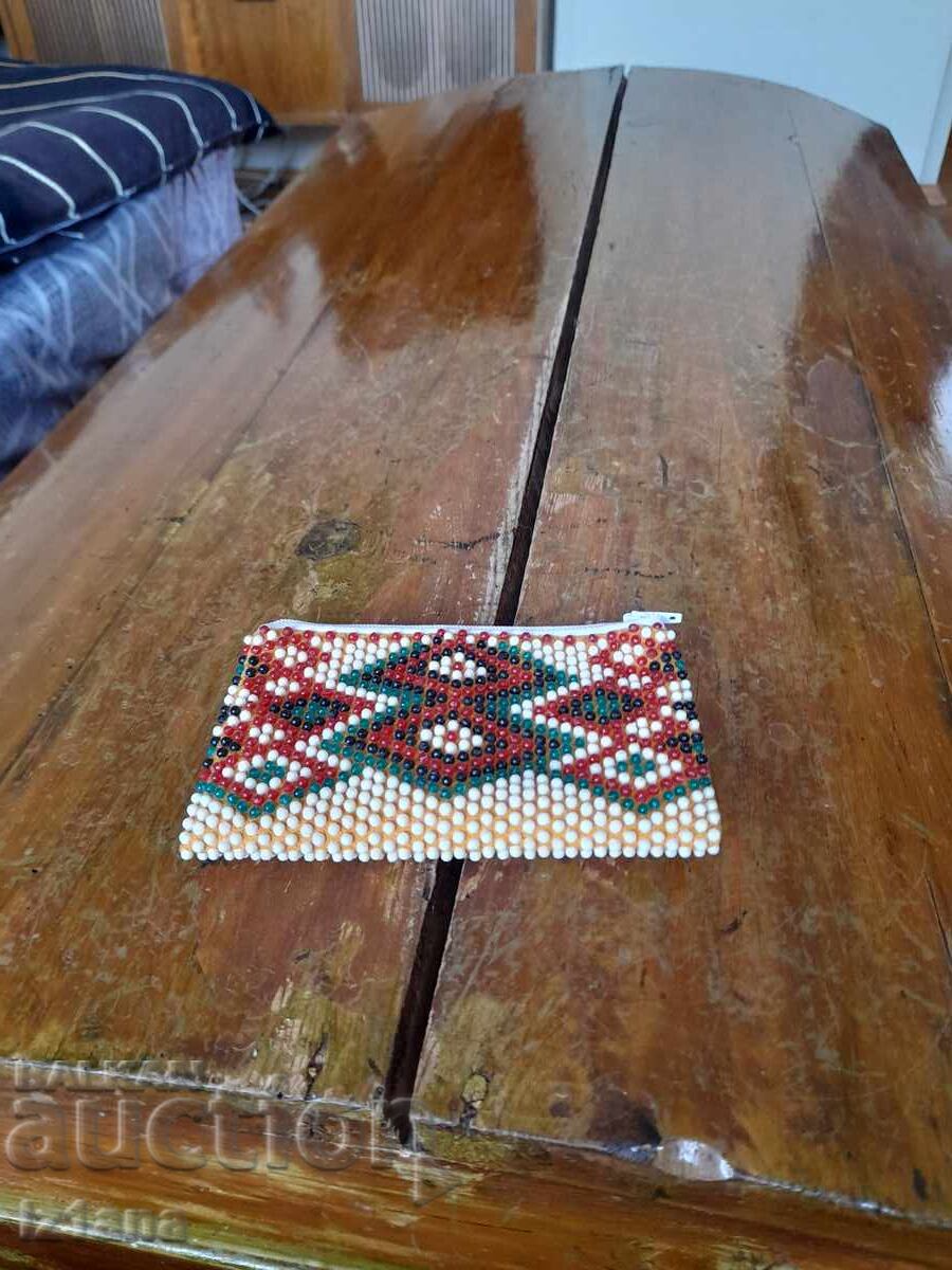 Geanta veche cu margele