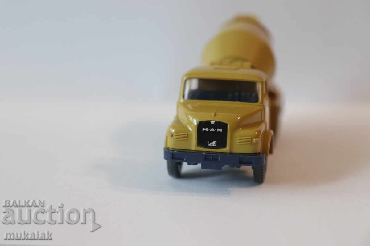 Παράδοση WIKING H0 1/87 MAN ΜΑΝ ΜΠΕΤΟΝΟΒΟΖ ΜΟΝΤΕΛ ΚΟΛΙΤΣΑ ΚΑΜΙΟΝΙ