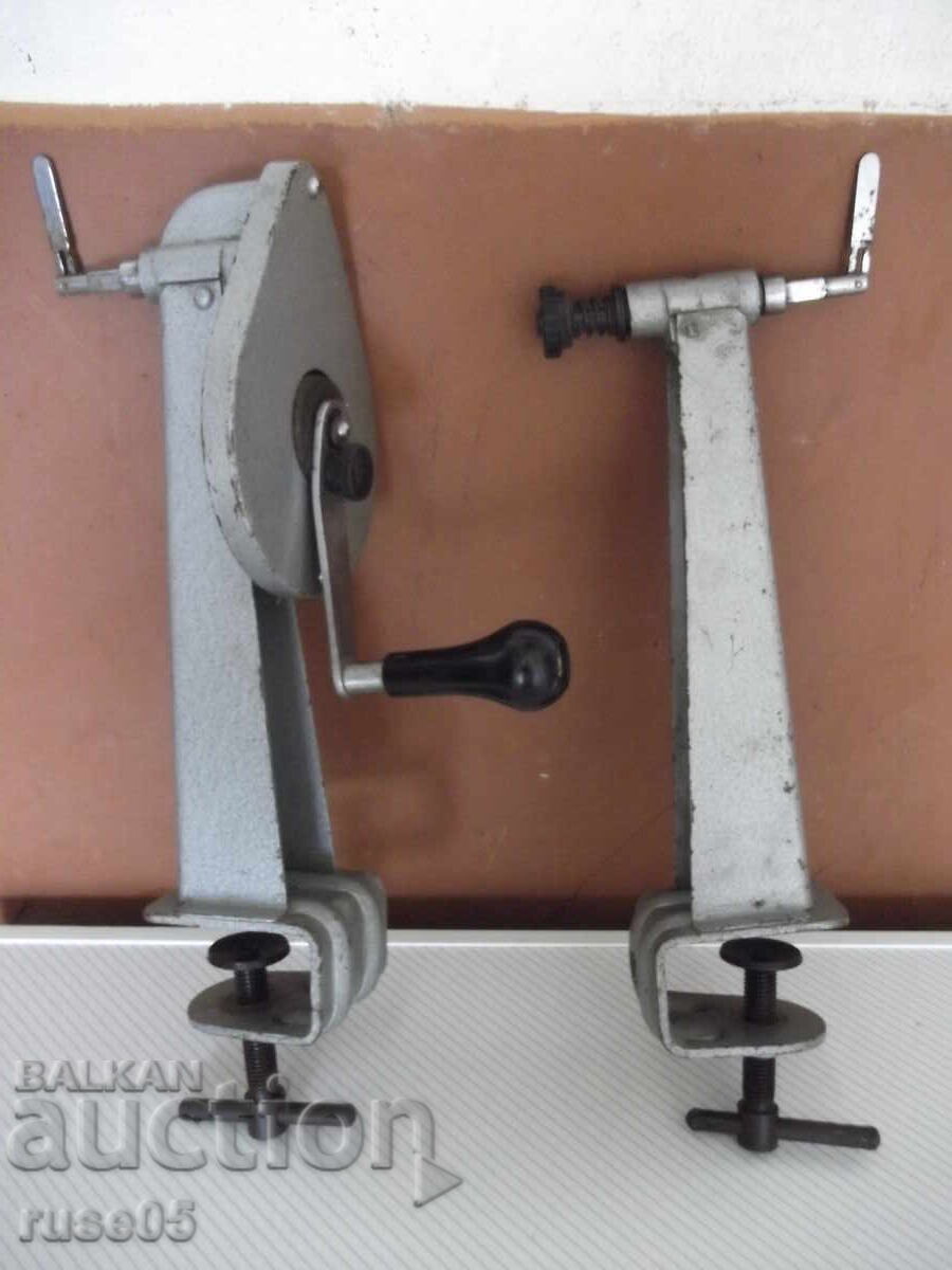 Συσκευή επανατύλιξης ταινιών φιλμ κινηματογράφου σε λειτουργία Συσκευή επανατύλιξης ταινιών φιλμ κινηματογράφου σε λειτουργία