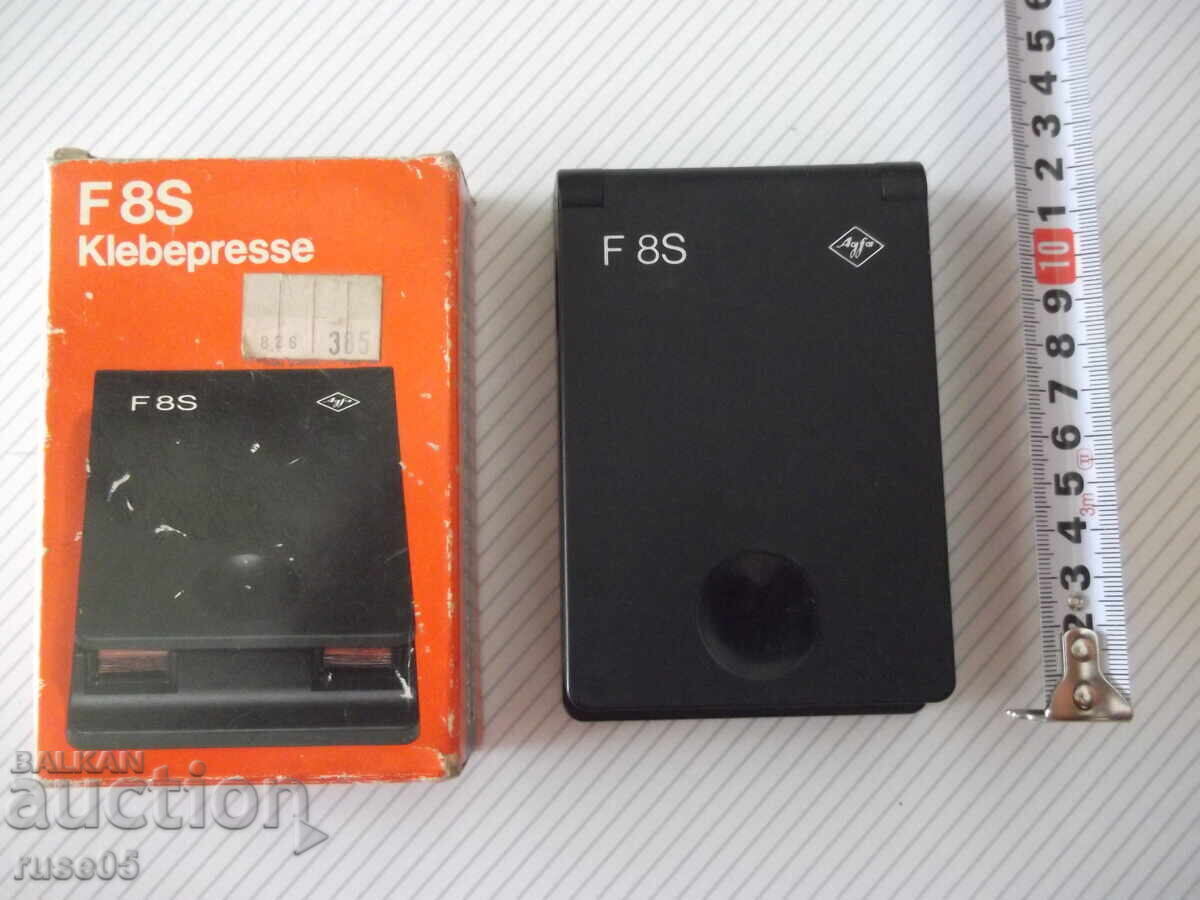 Συσκευή συγκόλλησης "Agfa Klebepresse F 8S" για ταινίες με τιμή 40.00 BGN | € 20.45