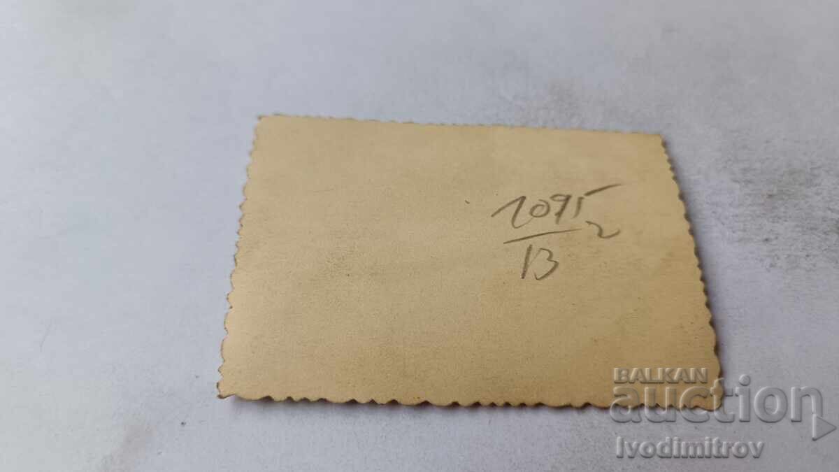 Fotografie Sofia Doi ofițeri pe stradă cu preț 2.45 BGN | € 1.25