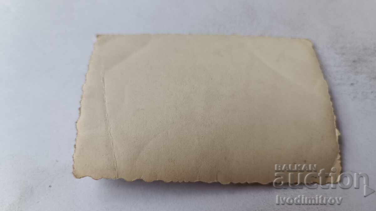 Снимка Трима мъже на пристана с цена 2.45 лв. | € 1.25