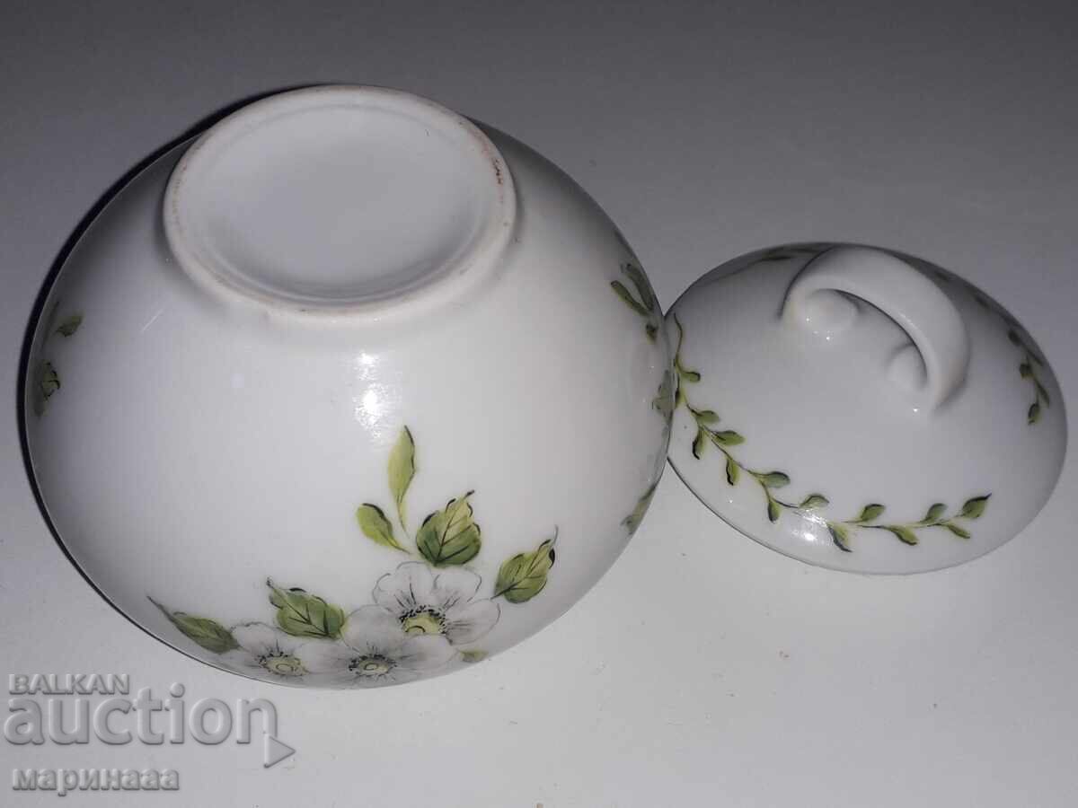 Auction VINTAGE SUGAR BOWL. PORCELAIN Auction VINTAGE SUGAR BOWL. PORCELAIN