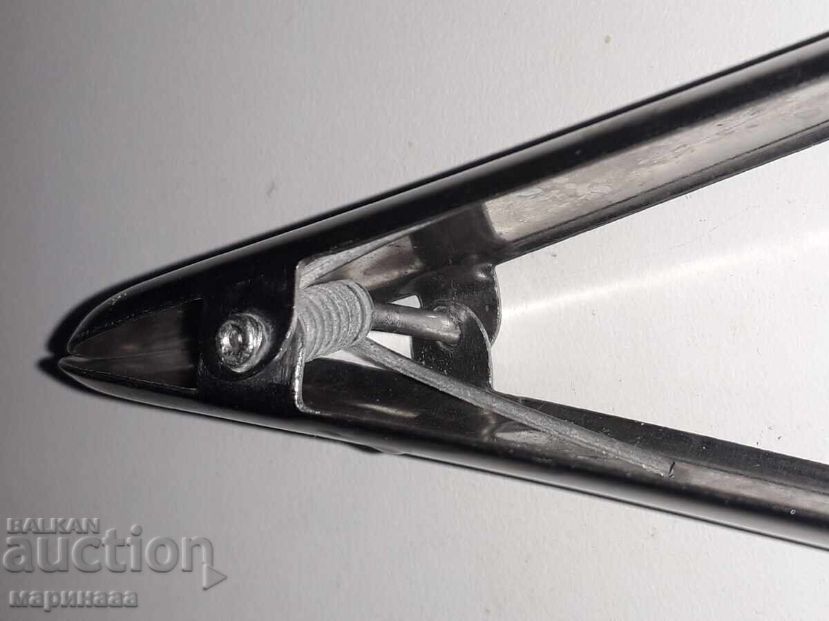 ΠΑΛΙΑ ΛΑΒΙΔΑ ΣΕΡΒΙΡΙΣΜΑΤΟΣ. ΕΛΑΤΗΡΙΩΤΟΣ ΜΗΧΑΝΙΣΜΟΣ με τιμή € 1.53 | 2.99 BGN