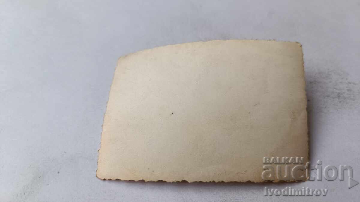 Φωτογραφία Άνδρες και γυναίκες στη θάλασσα με τιμή 1.65 BGN | € 0.84 Φωτογραφία Άνδρες και γυναίκες στη θάλασσα με τιμή 1.65 BGN | € 0.84