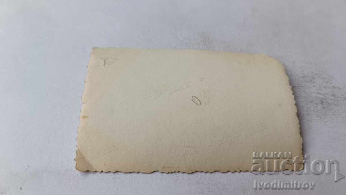 Φωτογραφία Άνδρες και νέοι στην παραλία με τιμή 2.45 BGN | € 1.25 Φωτογραφία Άνδρες και νέοι στην παραλία με τιμή 2.45 BGN | € 1.25