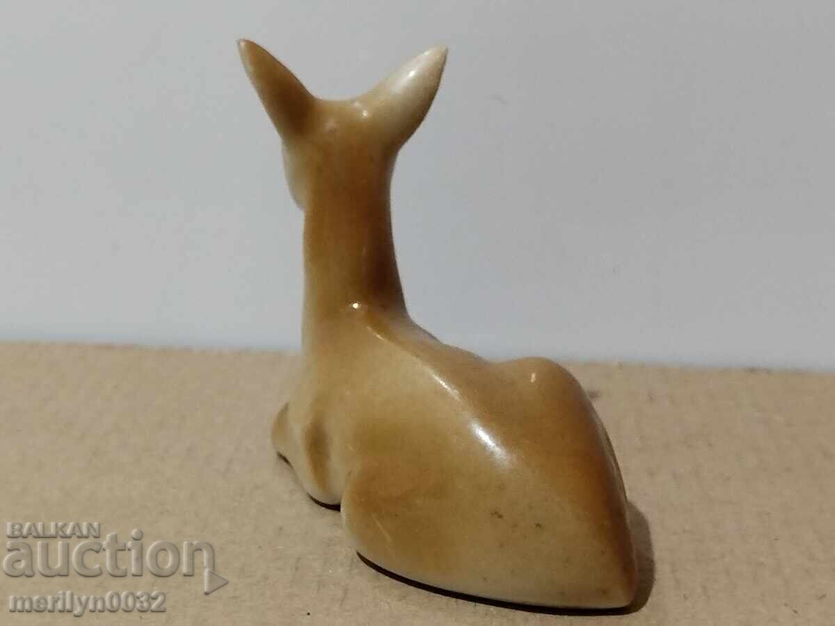 Licitație Figurină din porțelan bulgăresc, căprioară, statuetă din porțelan