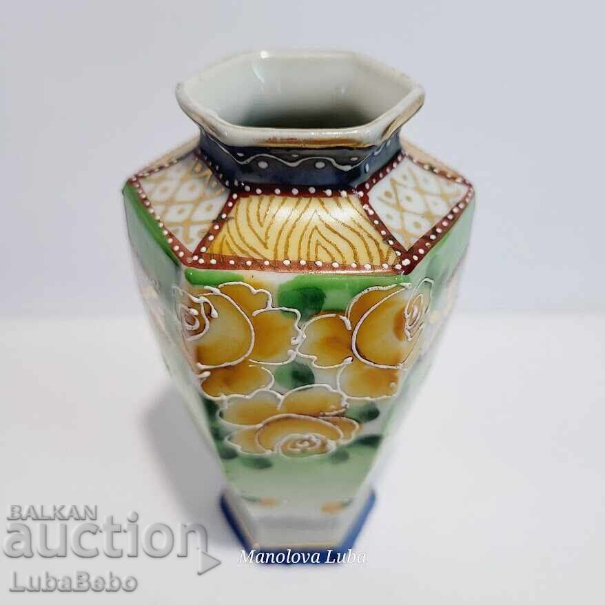 Χειροποίητο ιαπωνικό πορσελάνινο βάζο, τεχνική Moriage - 5