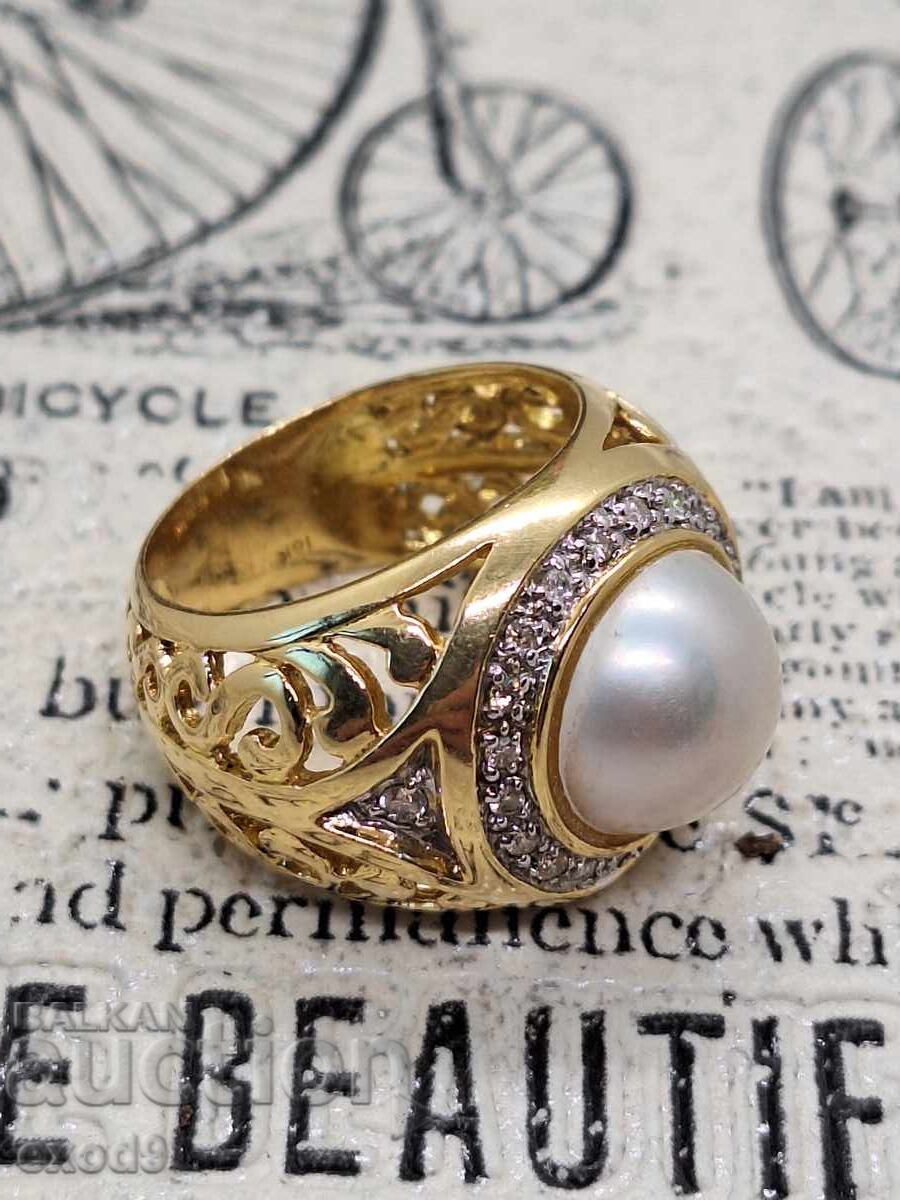 Delivery of Gold ring, Pearl and Diamonds, 750/18K gold Delivery of Gold ring, Pearl and Diamonds, 750/18K gold