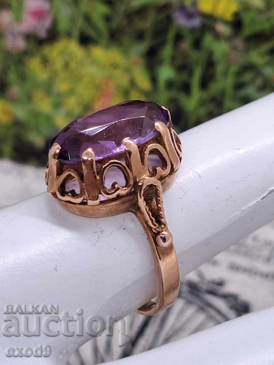 Златен Руски пръстен, проба 583 / 14 кт. с цена 1099.99 лв. | € 562.42