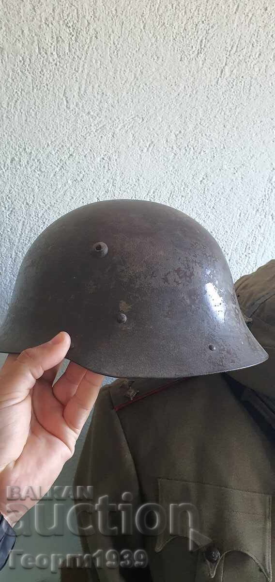 Κράνος Μ36 με ντεκάλ με τιμή 50.00 BGN | € 25.56 Κράνος Μ36 με ντεκάλ με τιμή 50.00 BGN | € 25.56