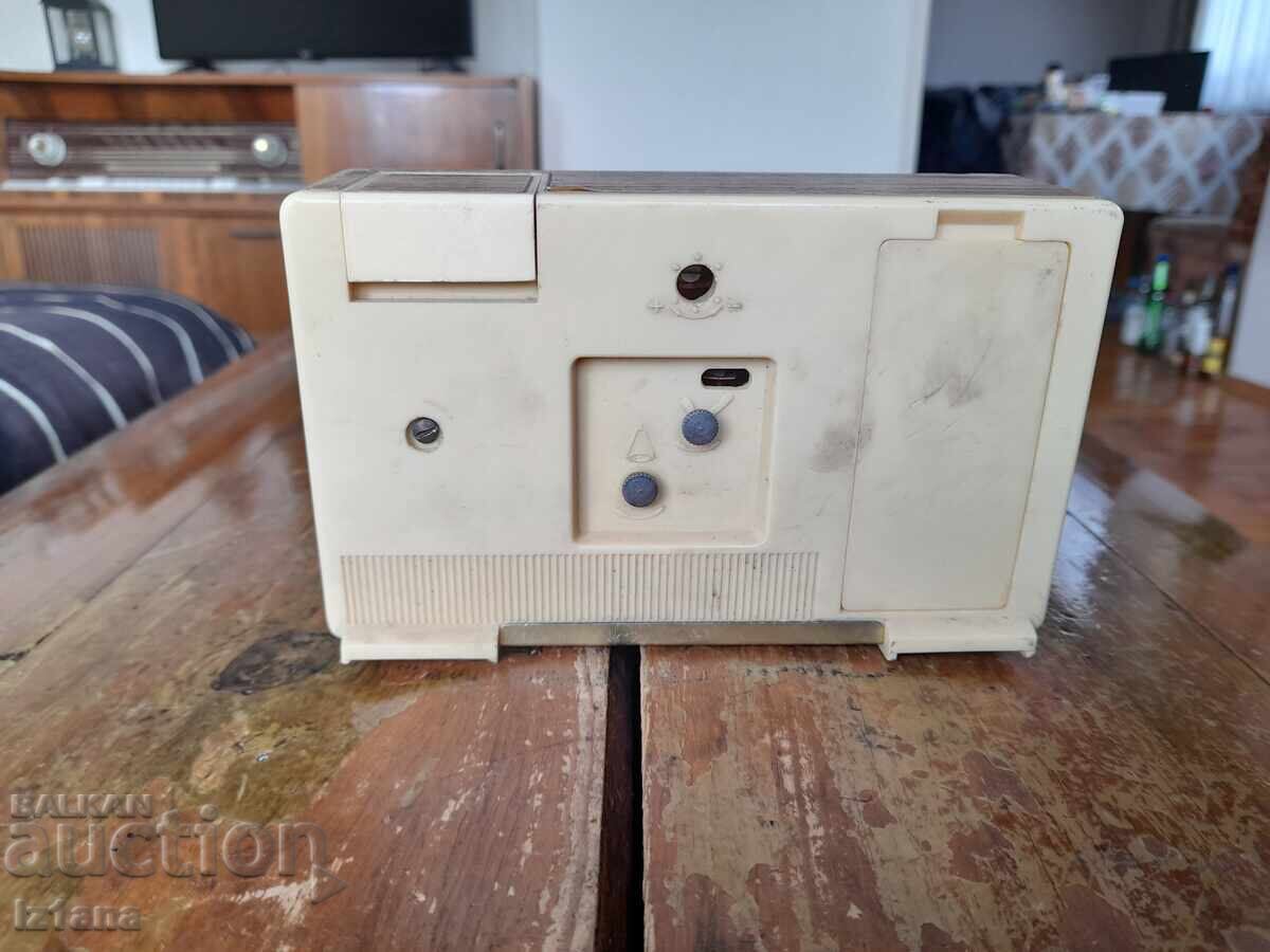 Livrarea Ceas de birou, ceas deşteptător SLAVA, SLAVA