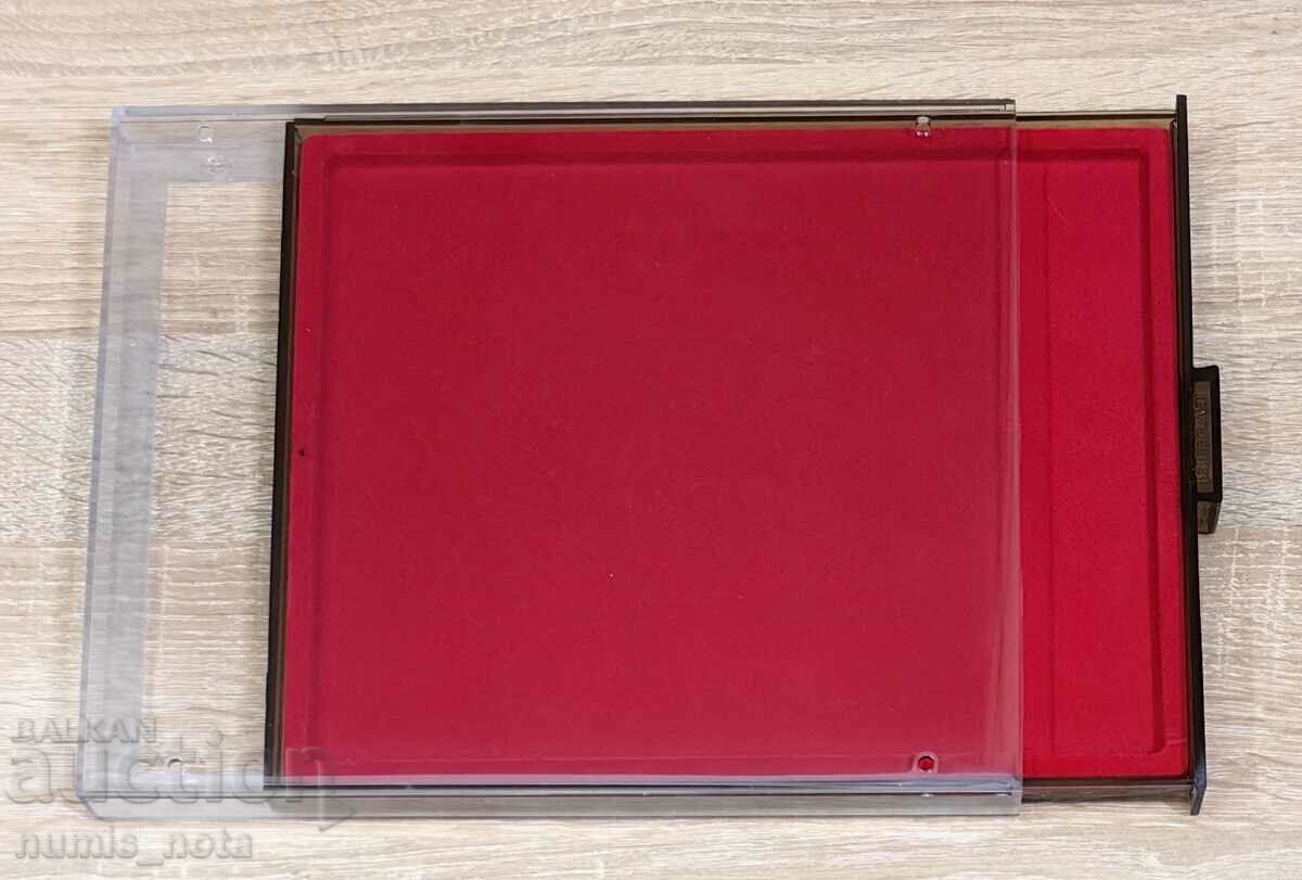 δίσκοι νομισμάτων με προστατευτικό κάλυμμα - με 1 μεγάλο διαμέρισμα /c