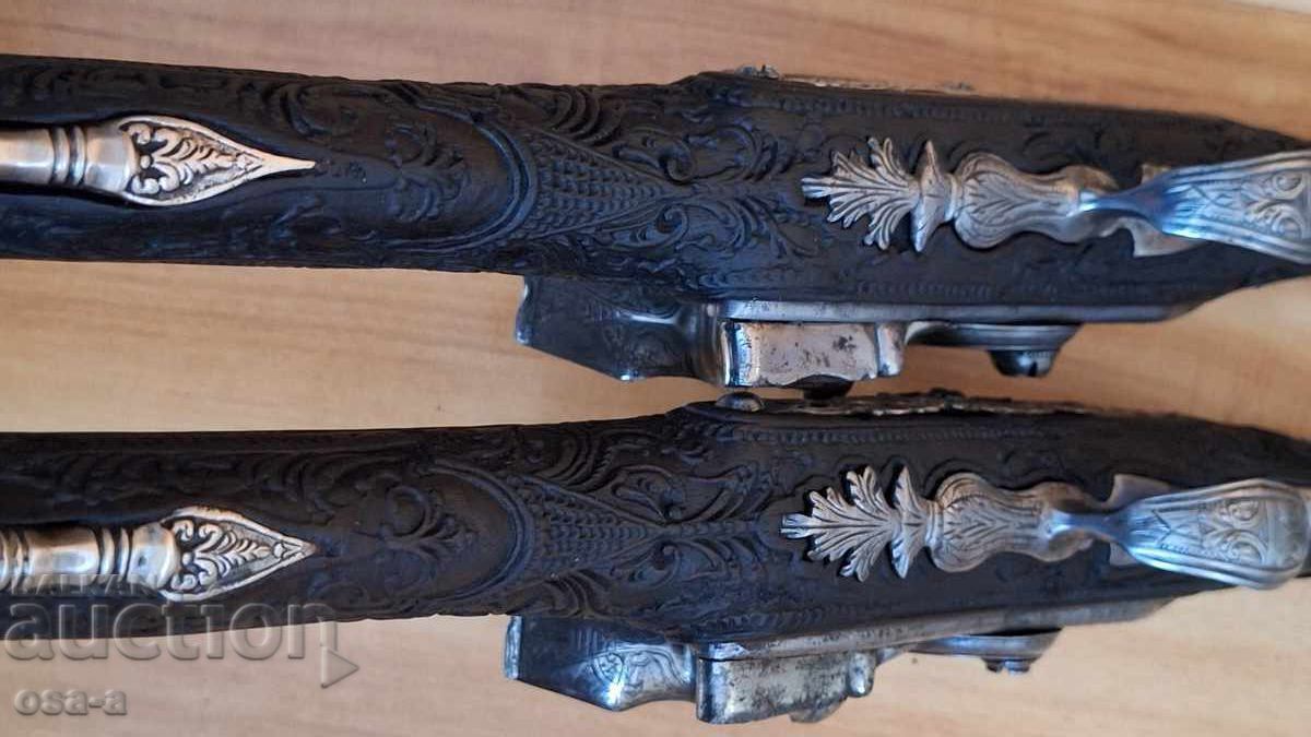 A pair of shotgun revolver pistols - 6