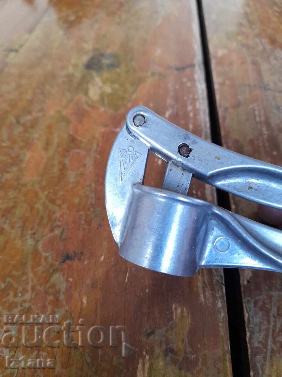 Old aluminum garlic press - 5