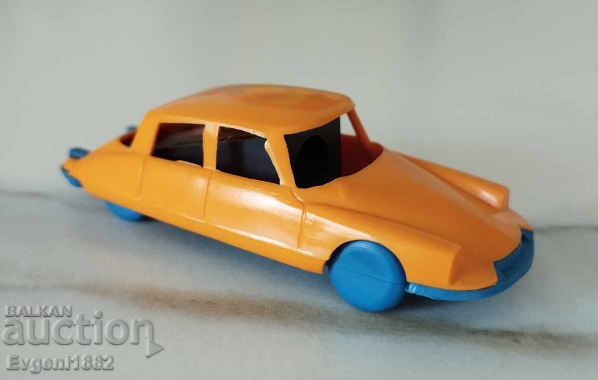 Citroen DS 19 Стара Острилка Количка Кола от Соца Citroen DS 19 Стара Острилка Количка Кола от Соца