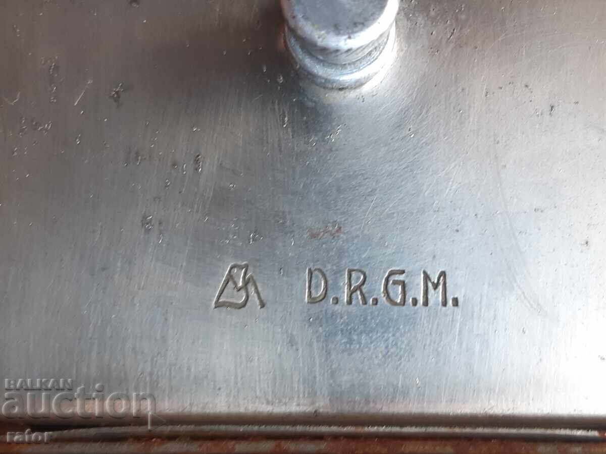 Παλαιός μεταλλικός επιτραπέζιος ημεροδείκτης, ημερολόγιο Γερμανίας DRGM - 6