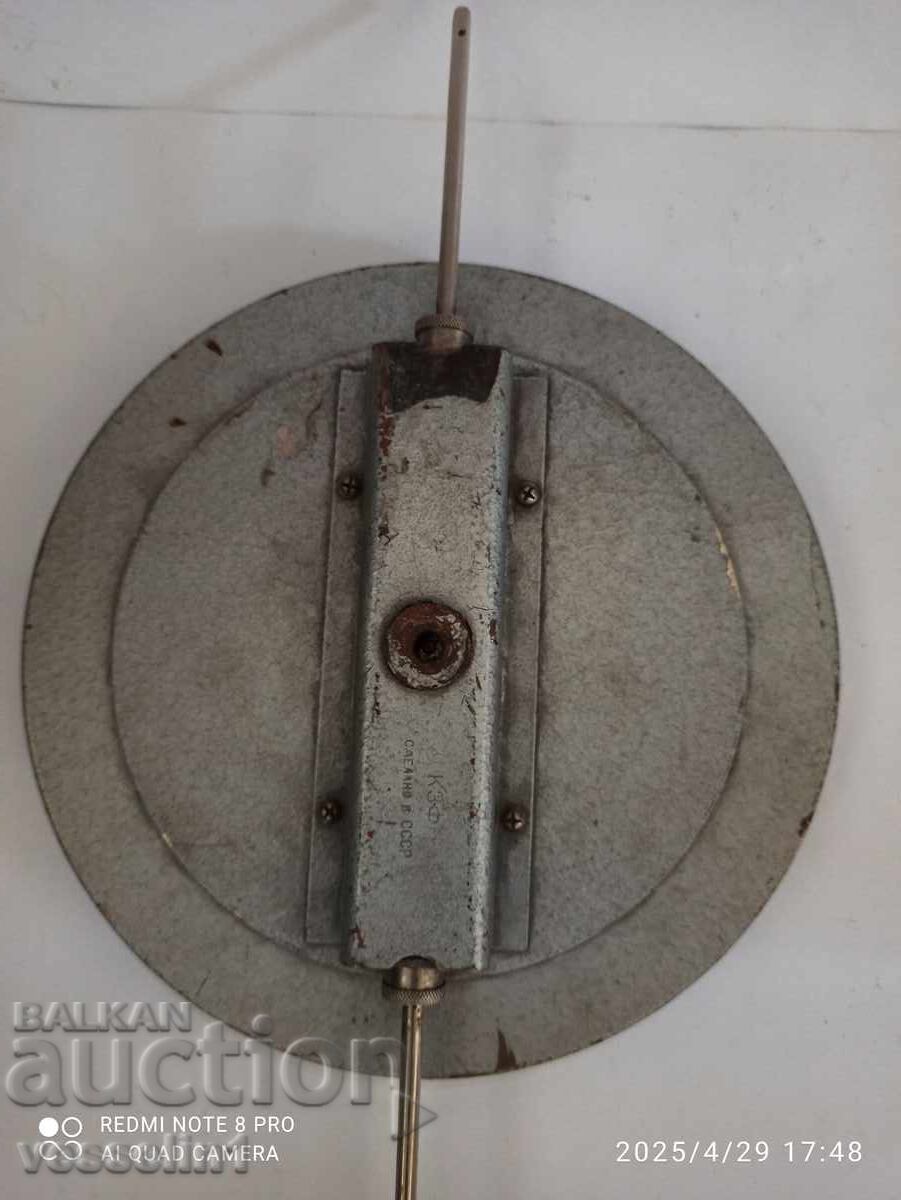 Old demonstration dynamometer model, educational, large, social (Soviet) with price 48.00 BGN | € 24.54 Old demonstration dynamometer model, educational, large, social (Soviet) with price 48.00 BGN | € 24.54