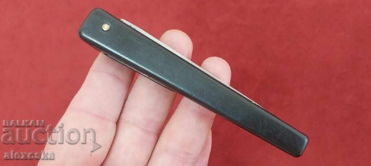 Auction  Collector's knife - "P. Denev"