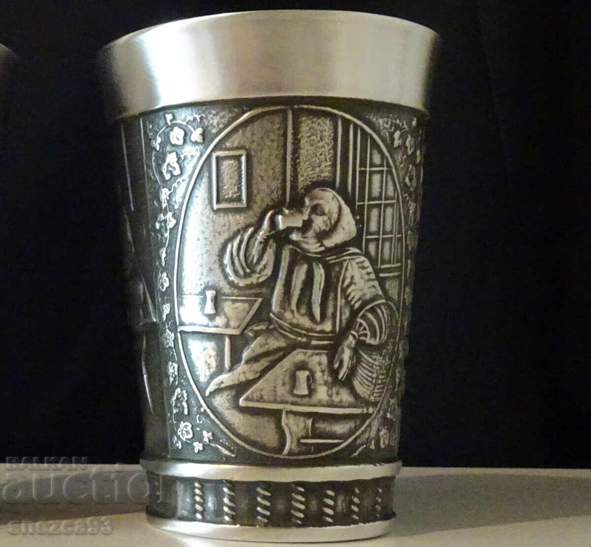 Auction  Pewter cup/tankard with Dionysus/Bacchus, 300 ml