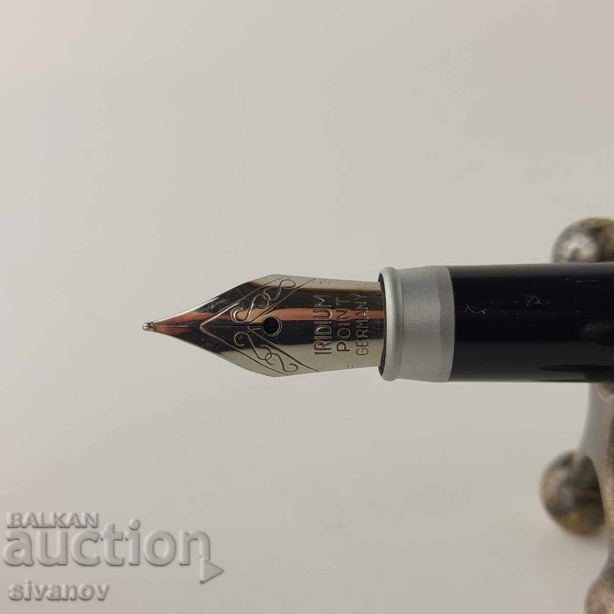 Livrarea Interesant stilou vechi din lemn #5824