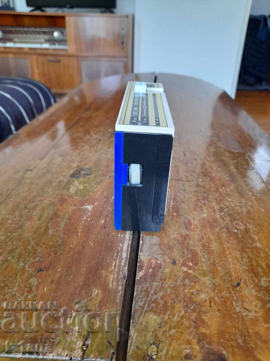 Radio, STERN FORMAT Radio Receiver with price 60.00 BGN | € 30.68 Radio, STERN FORMAT Radio Receiver with price 60.00 BGN | € 30.68