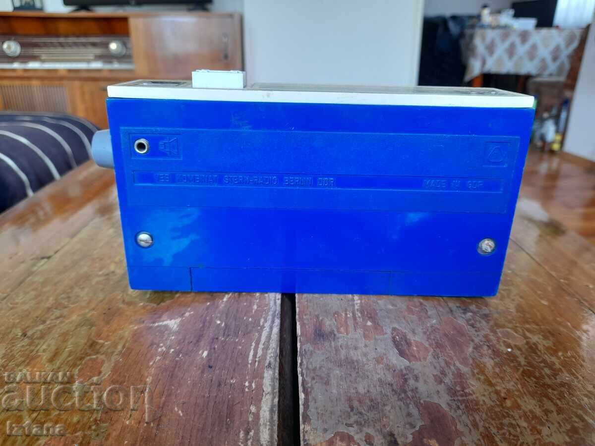 Auction Radio, STERN FORMAT Radio Receiver Auction Radio, STERN FORMAT Radio Receiver