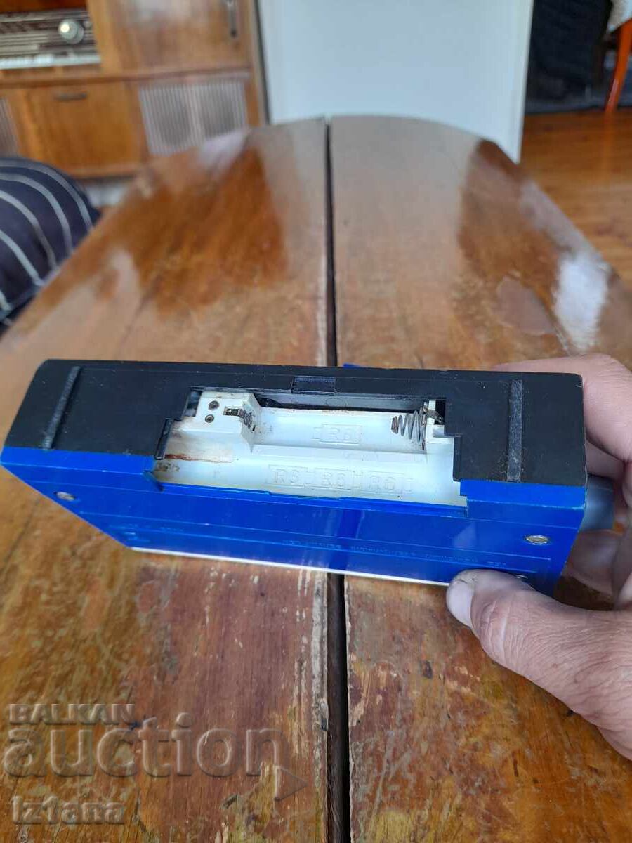 Radio, STERN FORMAT Radio Receiver - 7 Radio, STERN FORMAT Radio Receiver - 7