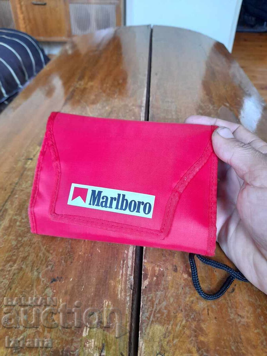 Πορτοφόλι Marlboro με τιμή 37.00 BGN | € 18.92